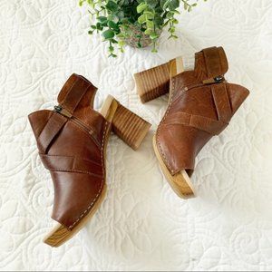 dansko arlene platform sandal